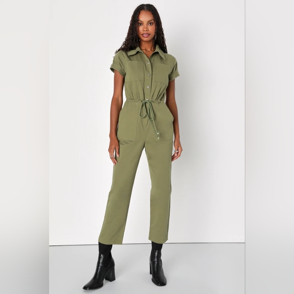 NWT Lulus Functional Aesthetic Olive Green Twill Short Sleeve Jumpsuit